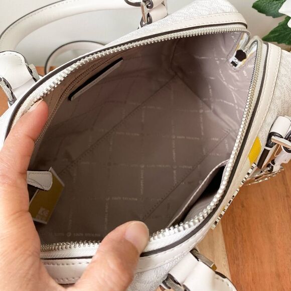 Michael kors Bedford Small Logo Stripe Satchel‎ - Picture 8 of 9